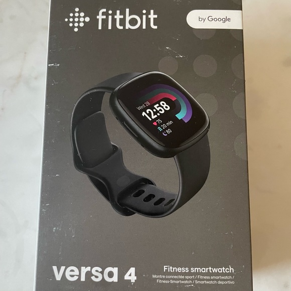 BRAND NEW Fitbit Versa 4 - Picture 1 of 5